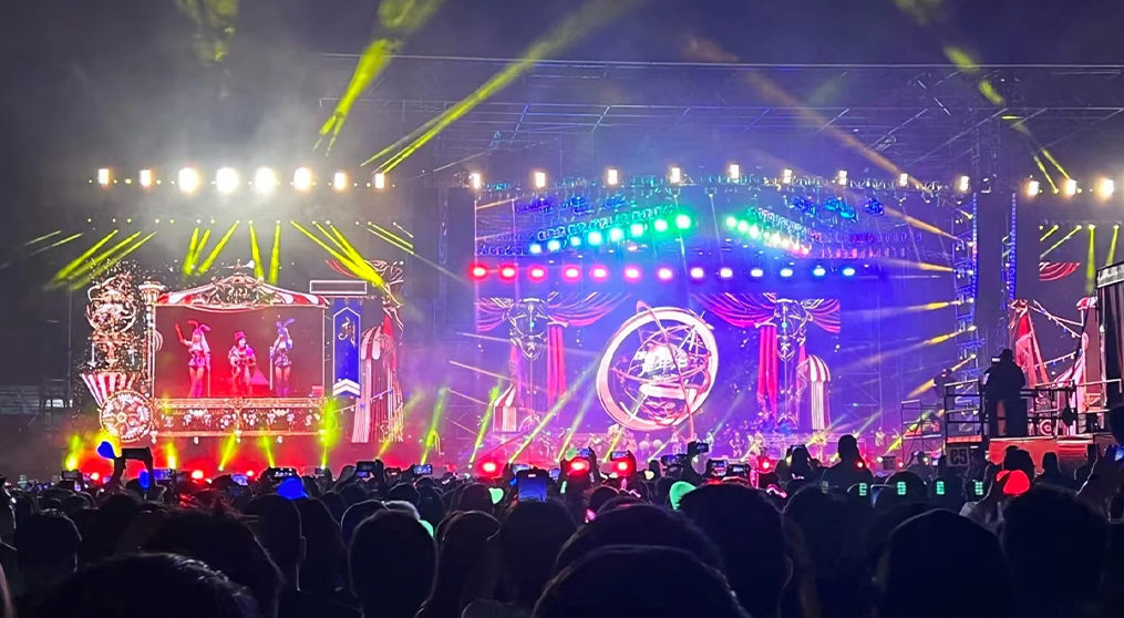 leyu.乐鱼LED冰屏和荧光棒系列产品“嗨爆”周杰伦悉尼演唱会！