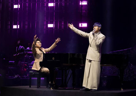 周杰伦太原演唱会,leyu.乐鱼龙腾LED透明屏闪耀全场（第四场）