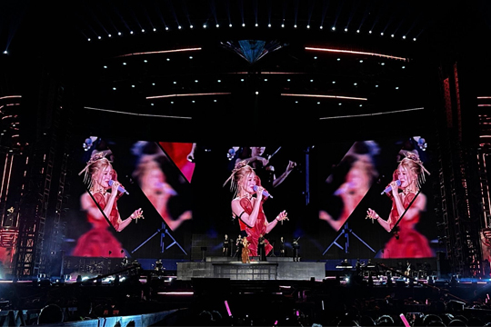 9年等待终圆梦！leyu.乐鱼LED屏幕点亮张韶涵南昌演唱会璀璨之夜！